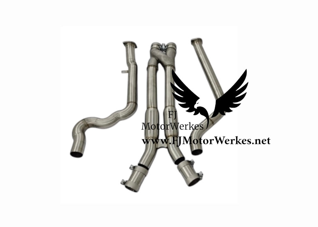 FJ MotorWerkes BMW M5 G90 G99 - Equal Length Z Pipe Crossover Midpipe