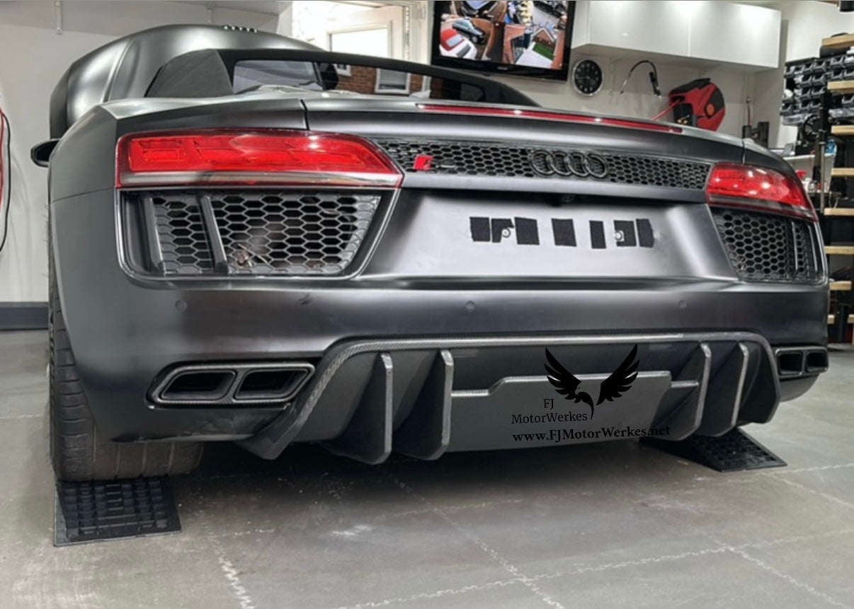 Audi R8 V10 Gen 2 V Spec Rear Carbon Fibre Diffuser